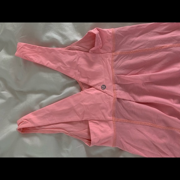 Lululemon tank top built in bra. Color pink. - Picture 6 of 7